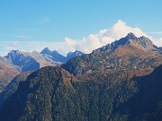 PIZZO BADILE (2044 m) ad anello colorato d’autunno da Piazzatorre-28ott24- FOTOGALLERY